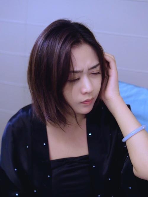 给当红女星当替身，她突然求我帮她顶罪