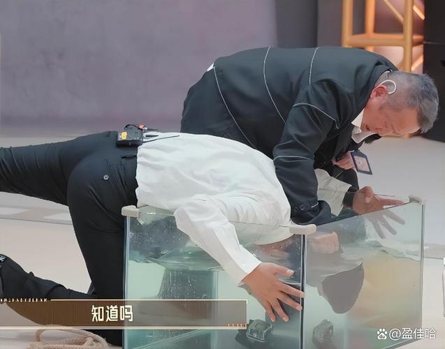 短剧演员的震惊表演训练