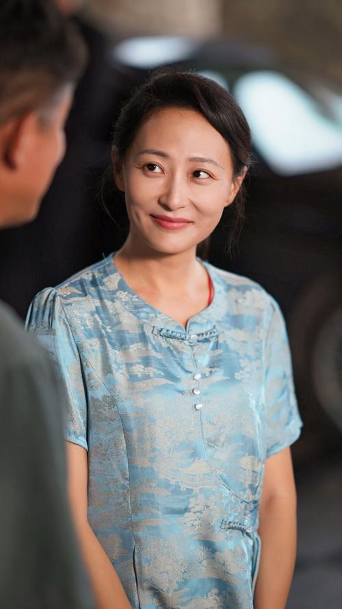 短剧的年龄扮演：年轻演员如何演绎老年角色