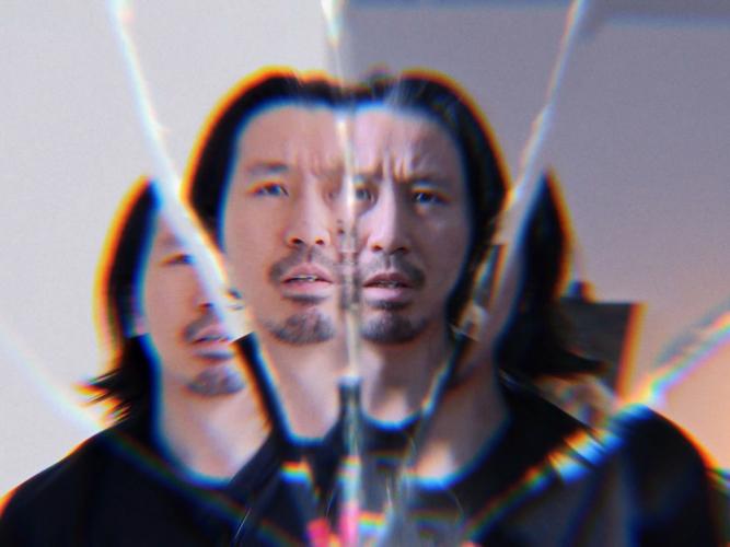 短剧中的空间扭曲特效制作